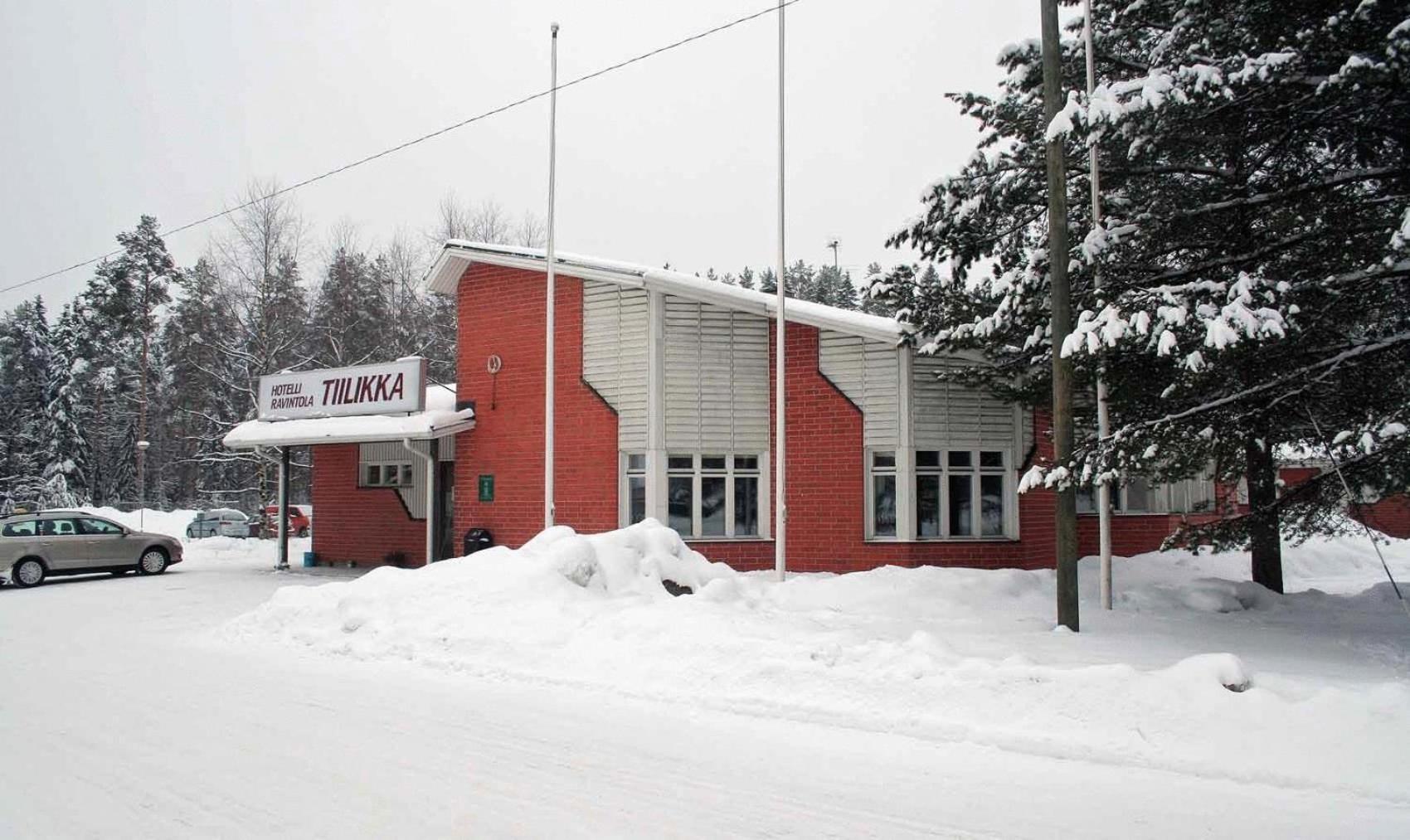 Hotelli Ravintola Tiilikka Rautavaara Exterior foto