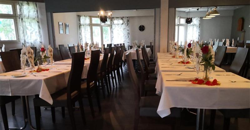Hotelli Ravintola Tiilikka Rautavaara Exterior foto